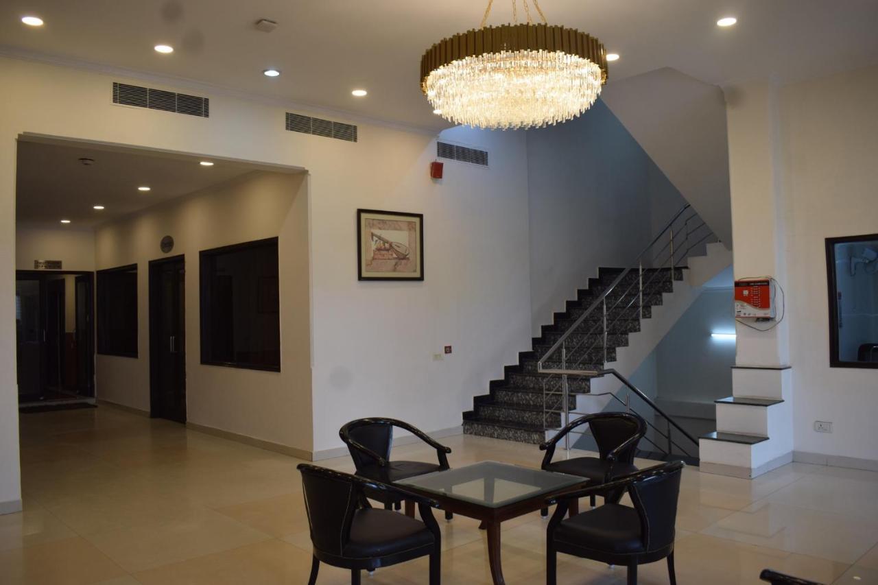 Hotel Chaupal By Casa Bella Gurgaon Eksteriør bilde