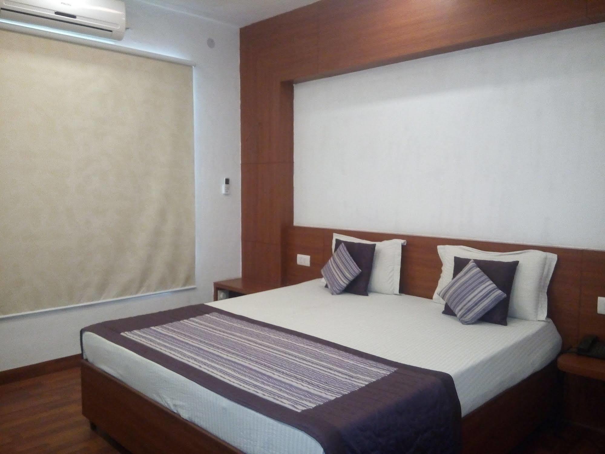 Hotel Chaupal By Casa Bella Gurgaon Eksteriør bilde